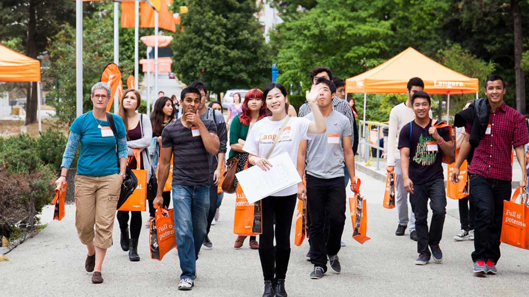 Campus tour in action