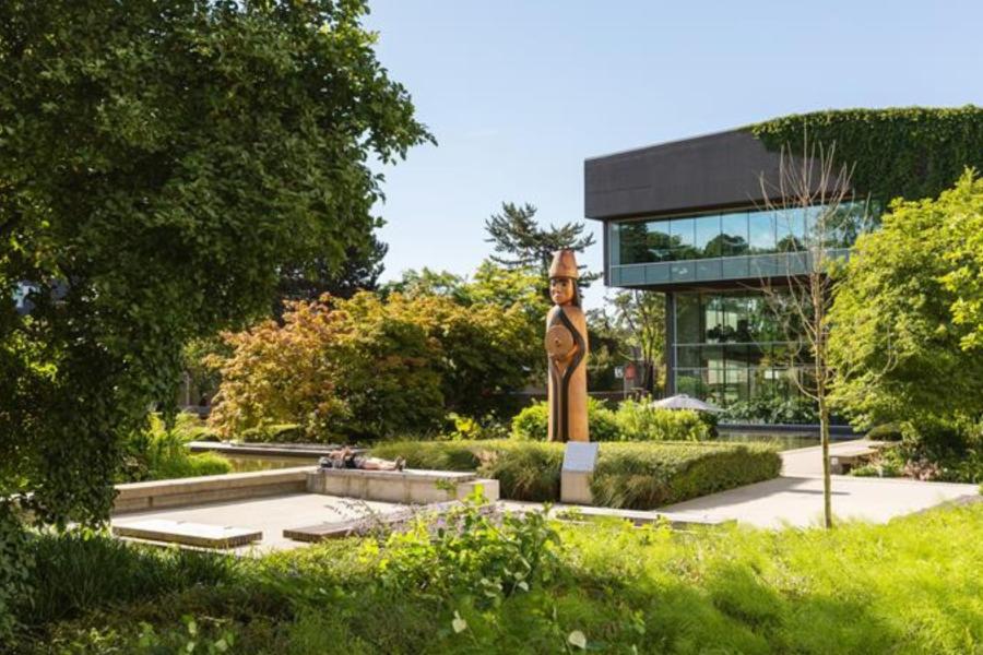 A shot of the Langara Musqueam houst post on the main campus.