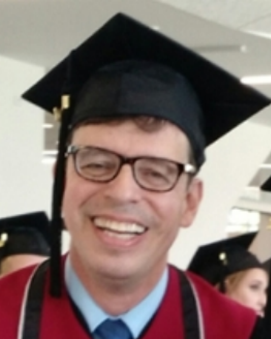Photo of Max Leal
