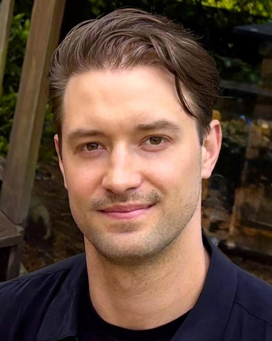 Dan Ostrov faculty headshot
